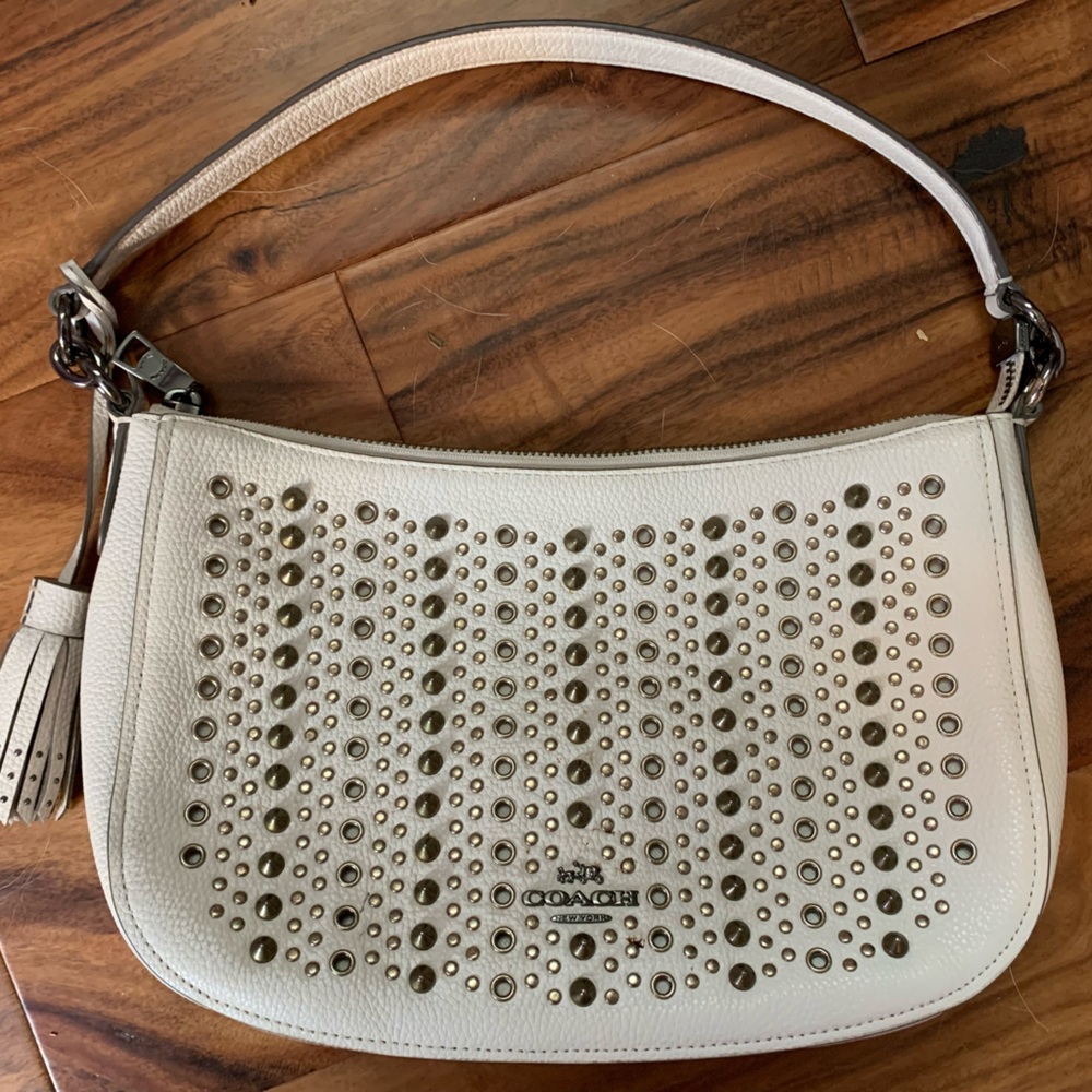 Coach Chelsea Cream Leather Studded Shoulder Bag 37036.